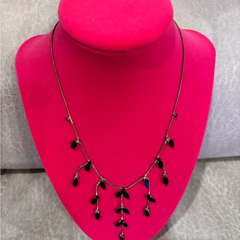 Elegant Black Leaf Necklace